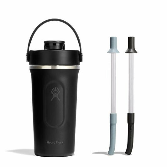shaker-bottle-and-straw-bundle-r6 group_187_1__1.jpg