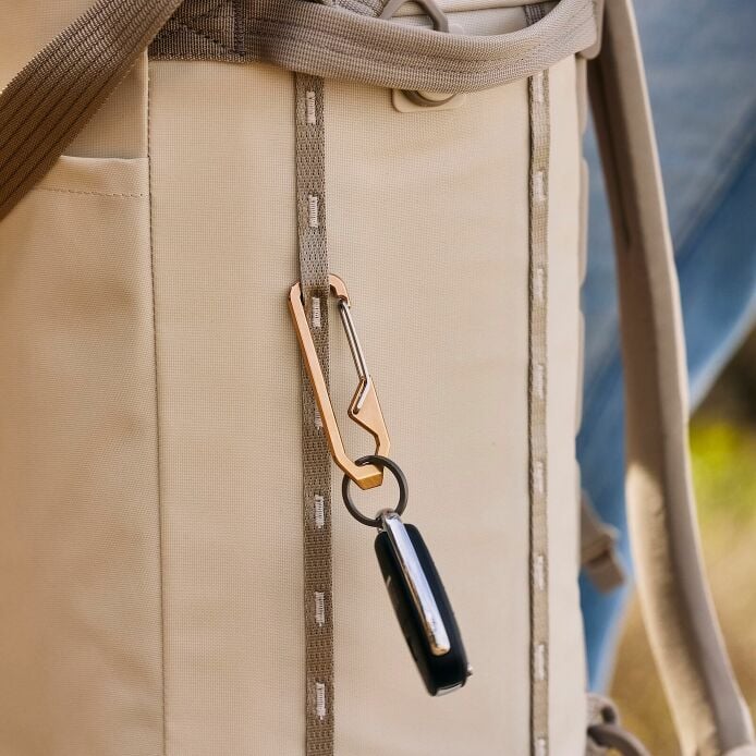 carryouttm-backpack-22-l-c0 hf_carryout_bouwer_d1_l1_torrey_pines_lifestyle_1838_2.jpg
