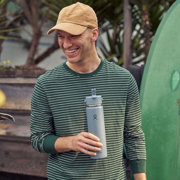 24-oz-wide-mouth-with-flex-straw-cap-a8 hf_s26_mcinnis_0232_13.jpg