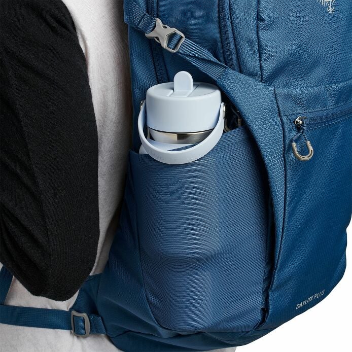 24-oz-travel-bottle-with-flex-straw-cap-a2 travelbottle-hb-backpack_1_8_1.jpg